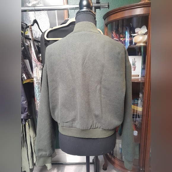 Urban Outfitters, army green, size M - Picture 2 of 5